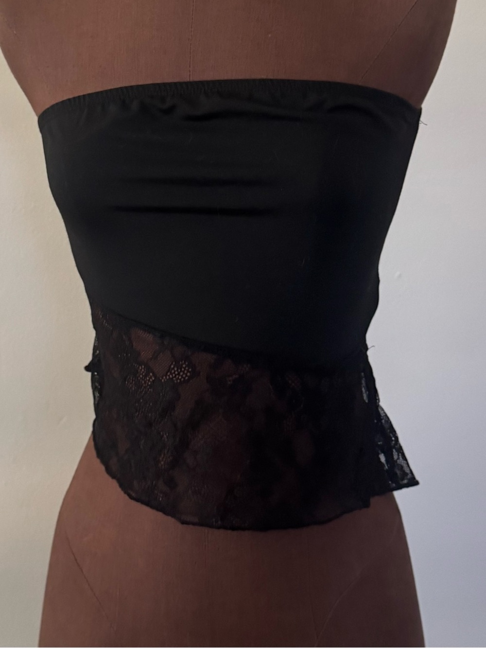 Black Lace-Trim Strapless Top